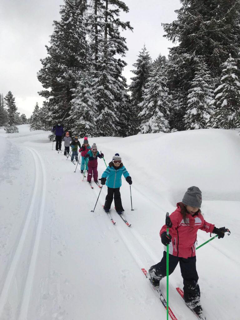 Kinderriege 3 Langlaufen